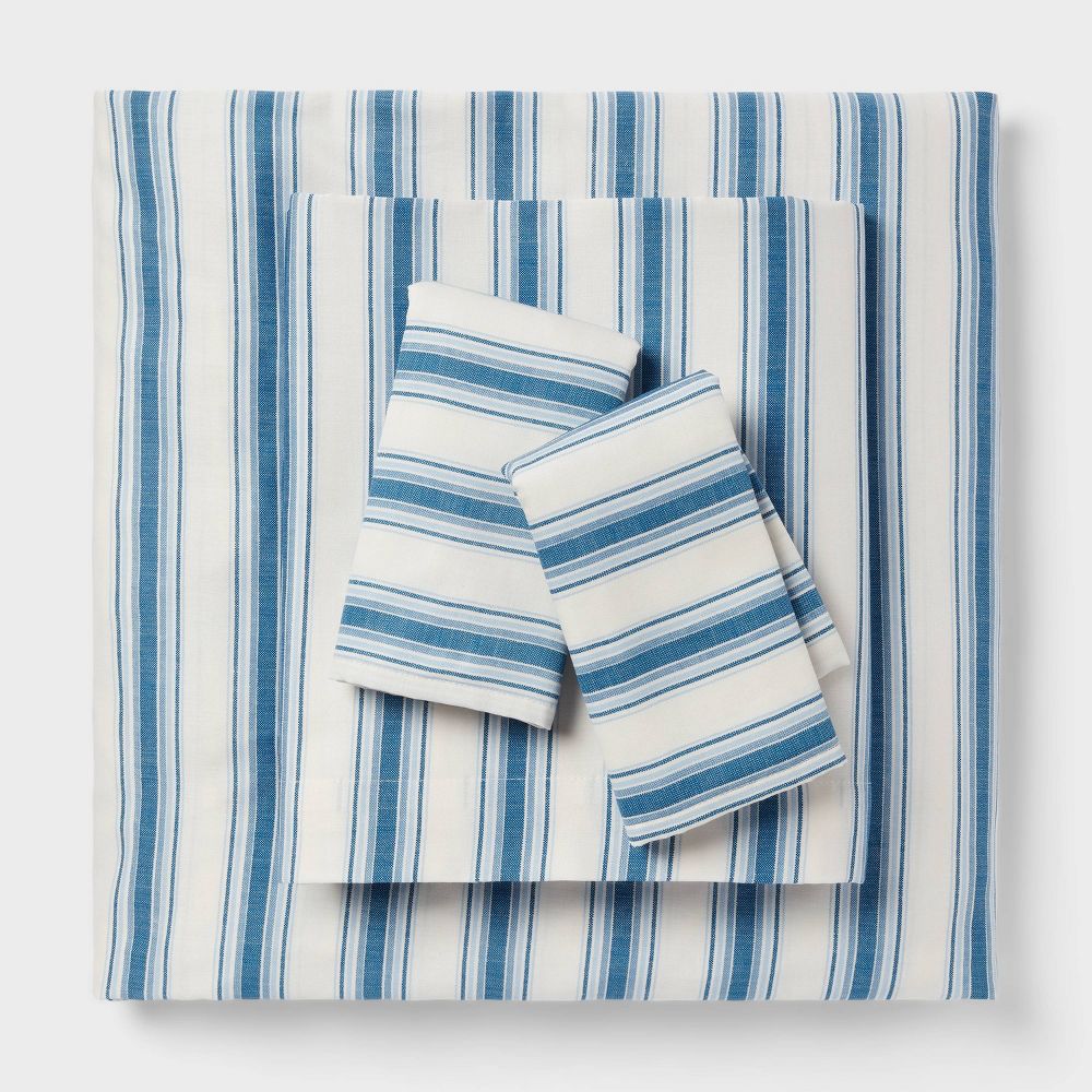 Open Box - King Cotton Blend Sateen Sheet Set Ivory/Navy Textured Stripe - Room Essentials™