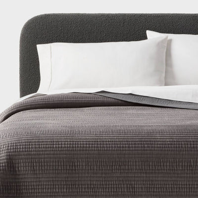 Open Box - King Ruched Velvet Quilt Gray - Threshold™