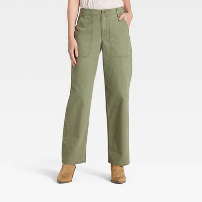 New - Women's Mid-Rise Straight Leg Cargo Pants - Universal Thread™ Green 8