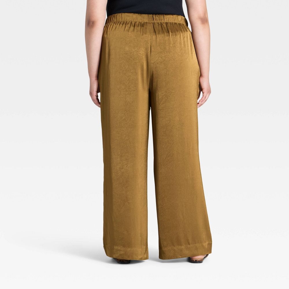 New - Women's Crinkled Satin Pull-On Pants - A New Day™ Brown XXL