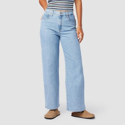 New - DENIZEN from Levi's Women's High Rise Regular Fit Ankle Wide Leg Jeans Vintage DENIZEN from Levi'sBullseye Deals