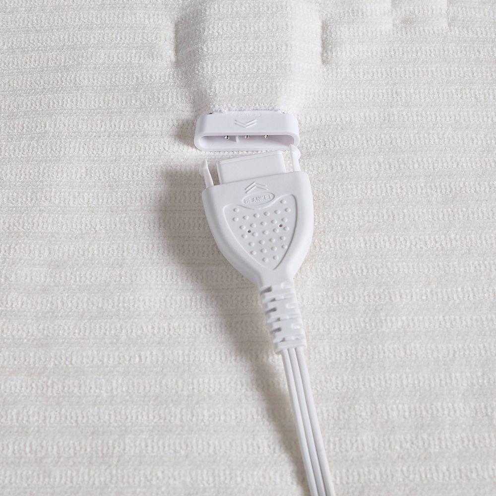 Open Box - Brookstone Twin Heated Chenille Knit Blanket Ivory