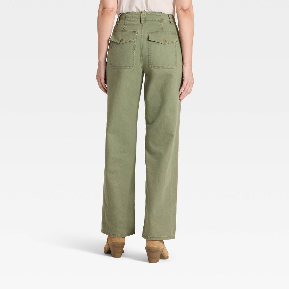 New - Women's Mid-Rise Straight Leg Cargo Pants - Universal Thread™ Green 0