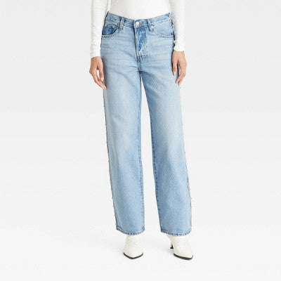 New - Women's Mid-Rise Studded 90's Baggy Jeans - Universal Thread Universal ThreadBullseye Deals