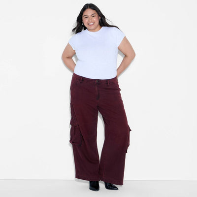 New - Women's Mid-Rise Wide Leg Cargo Jeans - Wild Fable™ Burgundy 4