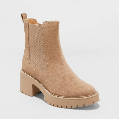New - Universal Thread Women's Block Heel Chelsea Boots Faux Suede Memory Foam Universal ThreadBullseye Deals