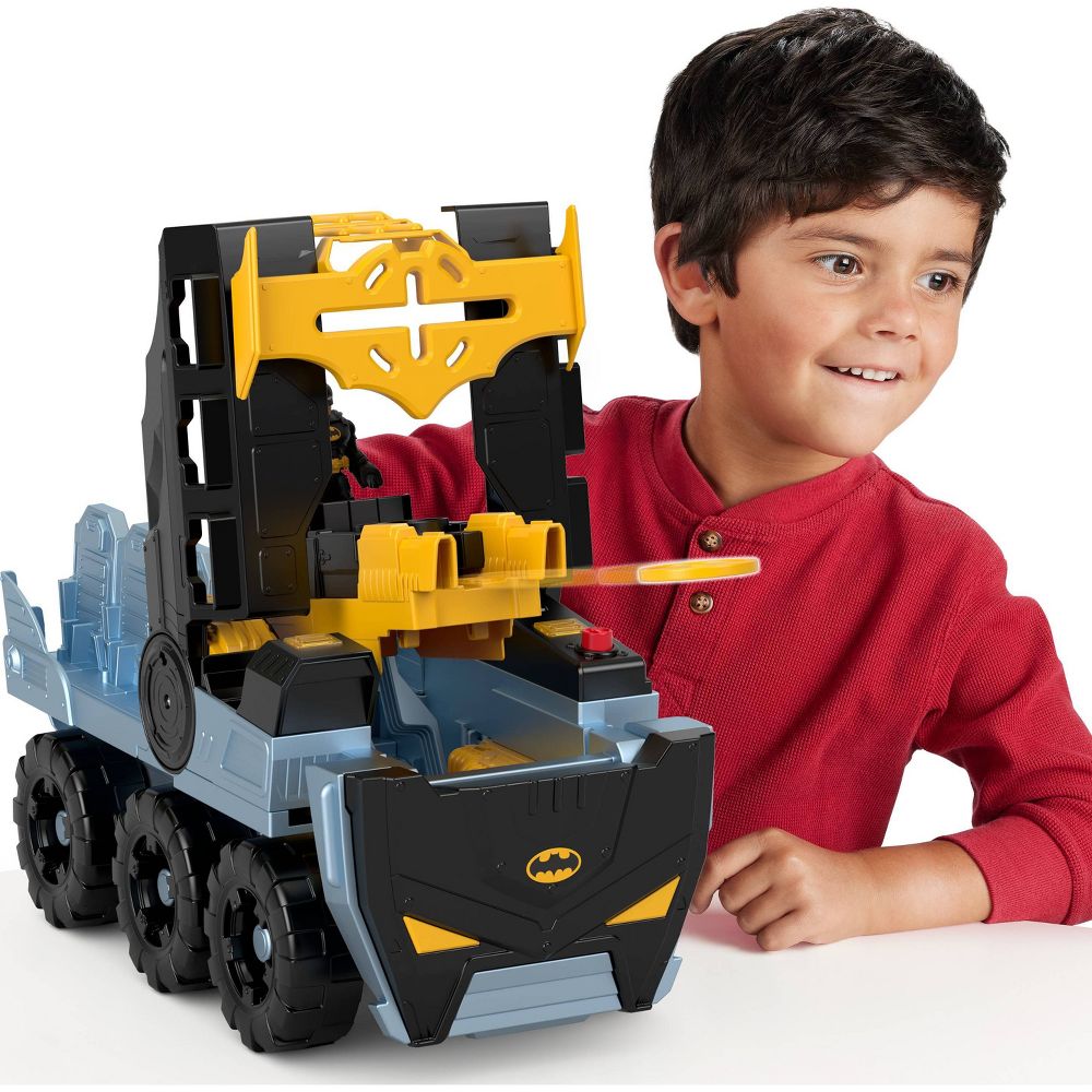 New - Imaginext DC Comics Armor Up Transforming Vehicle