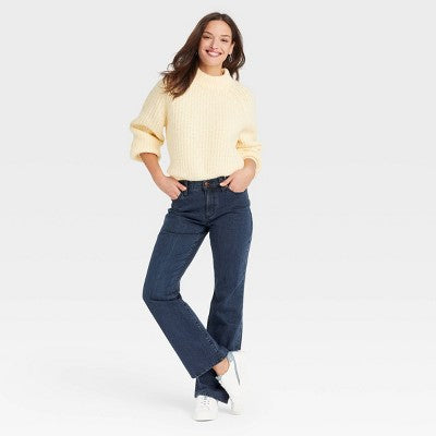 New - Universal Thread Women's Vintage Bootcut Jeans High-Rise Stretchy Universal ThreadBullseye Deals