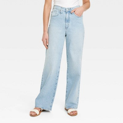 New - Universal Thread Women's High Waisted Wide Leg Cropped High-Rise Jeans, Light Wash Universal ThreadBullseye Deals