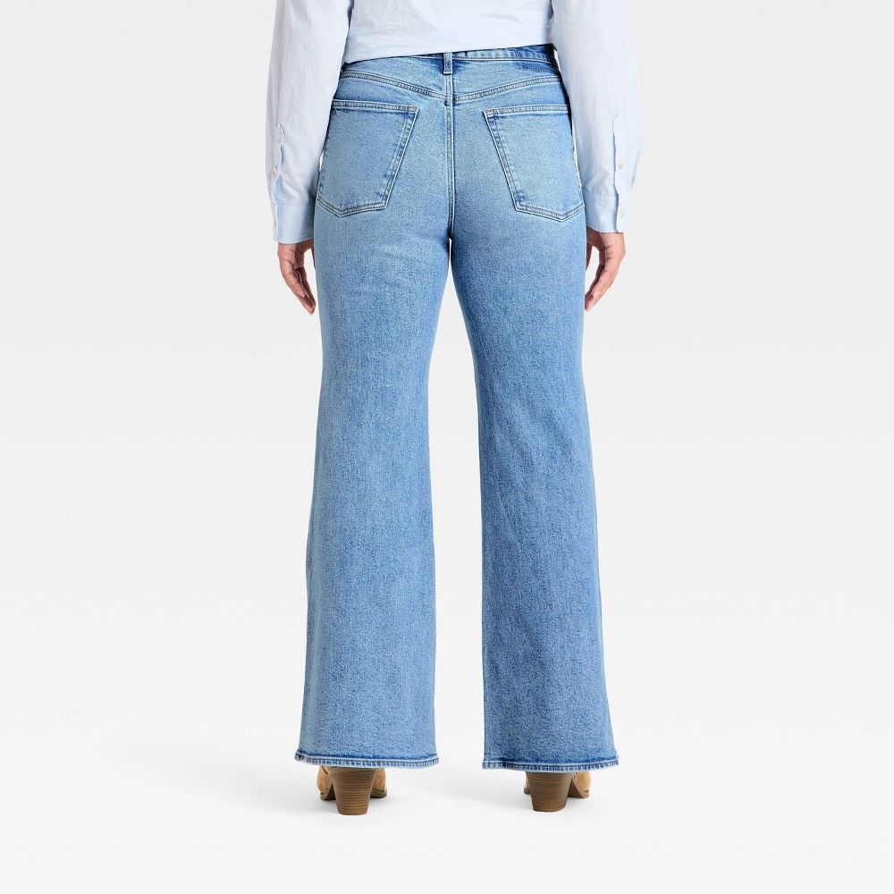 New - Women's Highest-Rise 70's Flare Jeans - Universal Thread™ Light Wash 8
