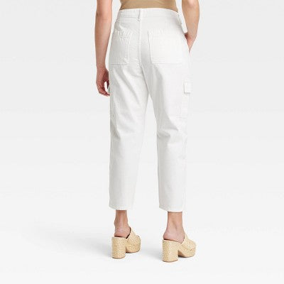 Universal Thread Women's Mid-Rise Distressed Boyfriend Jeans Ankle-Length Relaxed Fit, Medium Wash Universal ThreadBullseye Deals