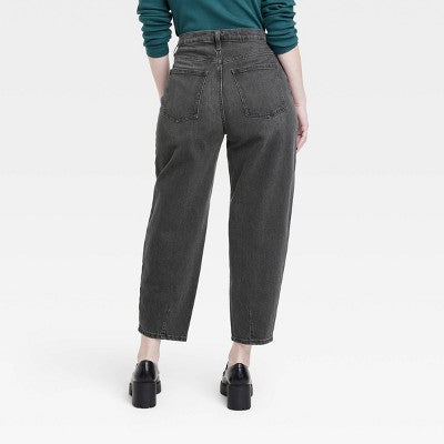 New - Universal Thread Women's Super-High-Rise Tapered Balloon Jeans Universal ThreadBullseye Deals