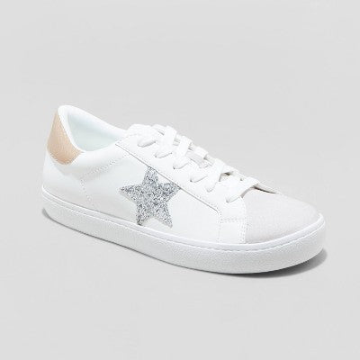 Universal Thread Women's Low Top Faux Leather Lace-Up Sneakers Memory Foam Star Universal ThreadBullseye Deals