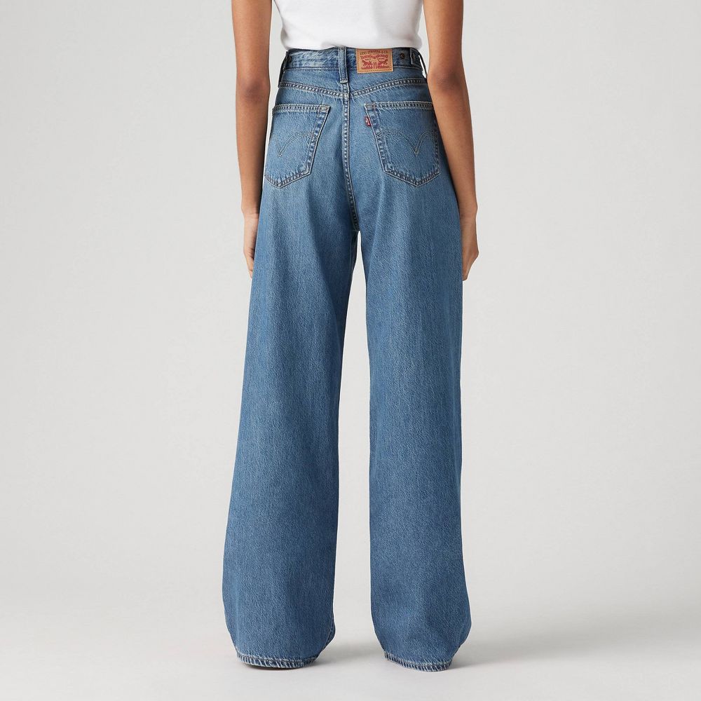 New - Levi's® Women's High-Rise Cinch Baggy Jeans - Chasing Dreams 26: Lightweight Denim, Straight Leg, 31" Inseam