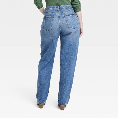 Universal Thread Women's Mid-Rise Baggy Jeans Classic 90's Vintage Straight Fit Universal ThreadBullseye Deals