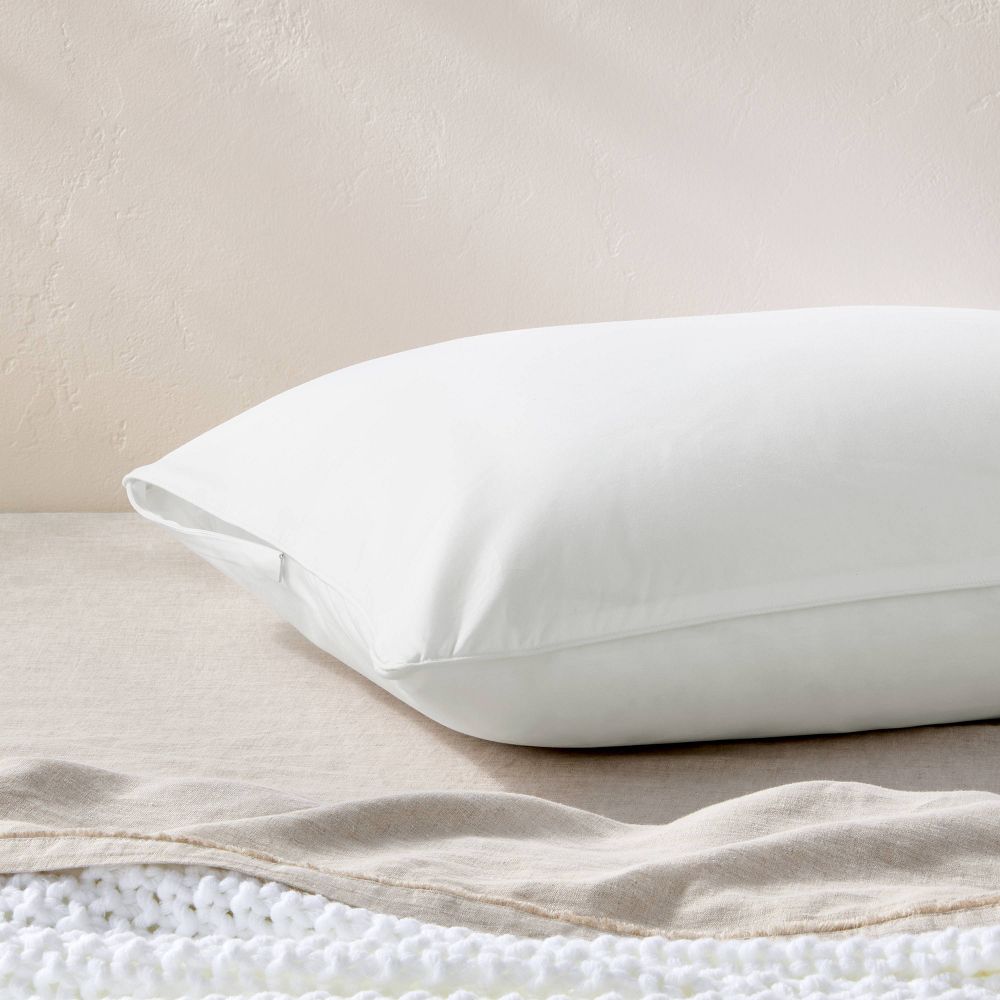 New - Standard/Queen Medium Premium Goose Down Pillow - Casaluna™