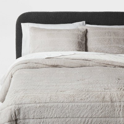 New - Threshold Luxe Faux-Fur Comforter & Sham Set Lightweight ThresholdBullseye Deals