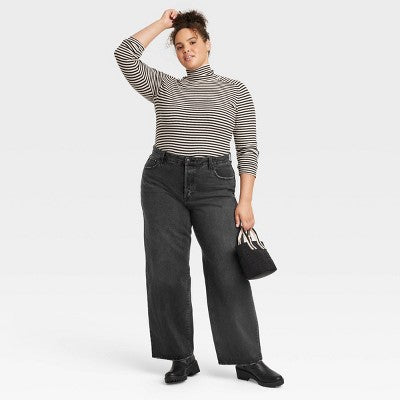 Universal Thread Women's Mid-Rise Baggy Jeans Classic 90's Vintage Straight Fit Universal ThreadBullseye Deals