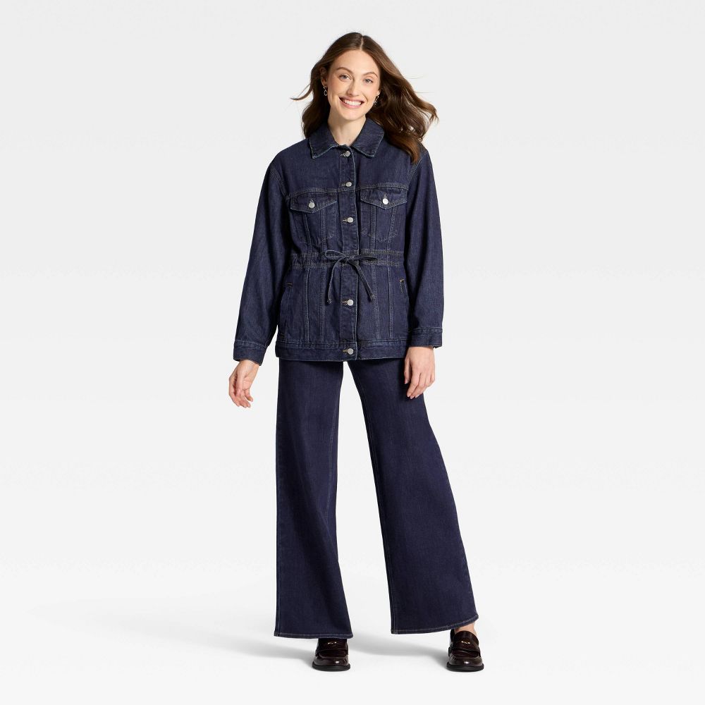 New - Women's Cinched Waist Trucker Denim Jacket - Universal Thread™ Dark Wash M