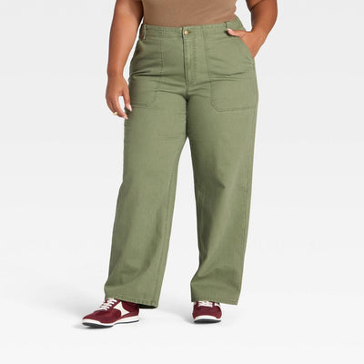 New - Women's Mid-Rise Straight Leg Cargo Pants - Universal Thread™ Green 26