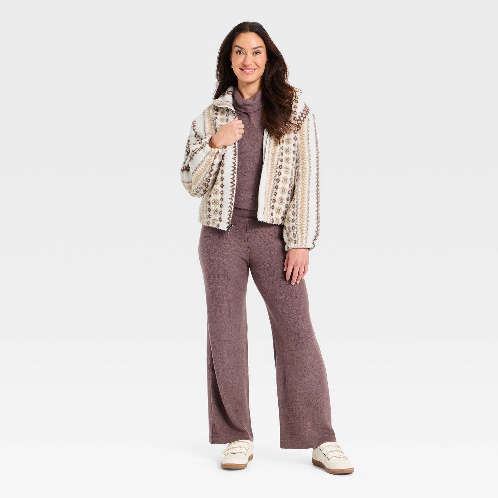 New - Women's Faux Sherling Fashion Jacket - Universal Thread™ Cream XL
