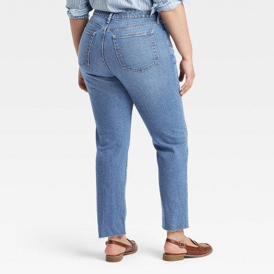 Open Box - Universal Thread Women's Mid Rise Slim Fit Ankle Jeans Midweight Universal ThreadBullseye Deals