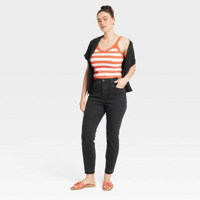 New - Universal Thread Women's High Rise Slim Leg Fit Full Jeans Midweight Universal ThreadBullseye Deals