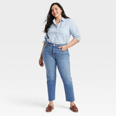 Open Box - Universal Thread Women's Mid Rise Slim Fit Ankle Jeans Midweight Universal ThreadBullseye Deals
