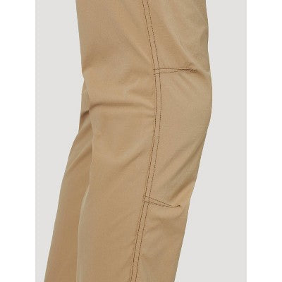 New - Wrangler Men's ATG Convertible Trail Tapered Jogger Pants WranglerBullseye Deals