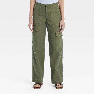 New - Women's Mid-Rise Utility Cargo Pants - Universal Thread Universal ThreadBullseye Deals