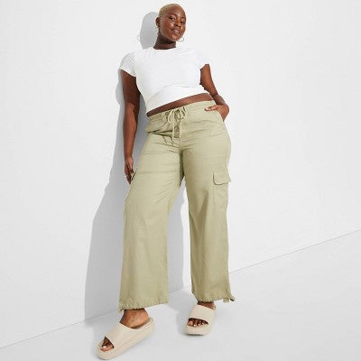 New - Wild Fable Women's Mid Rise Relaxed Fit Full Cargo Pants Midweight Wild FableBullseye Deals