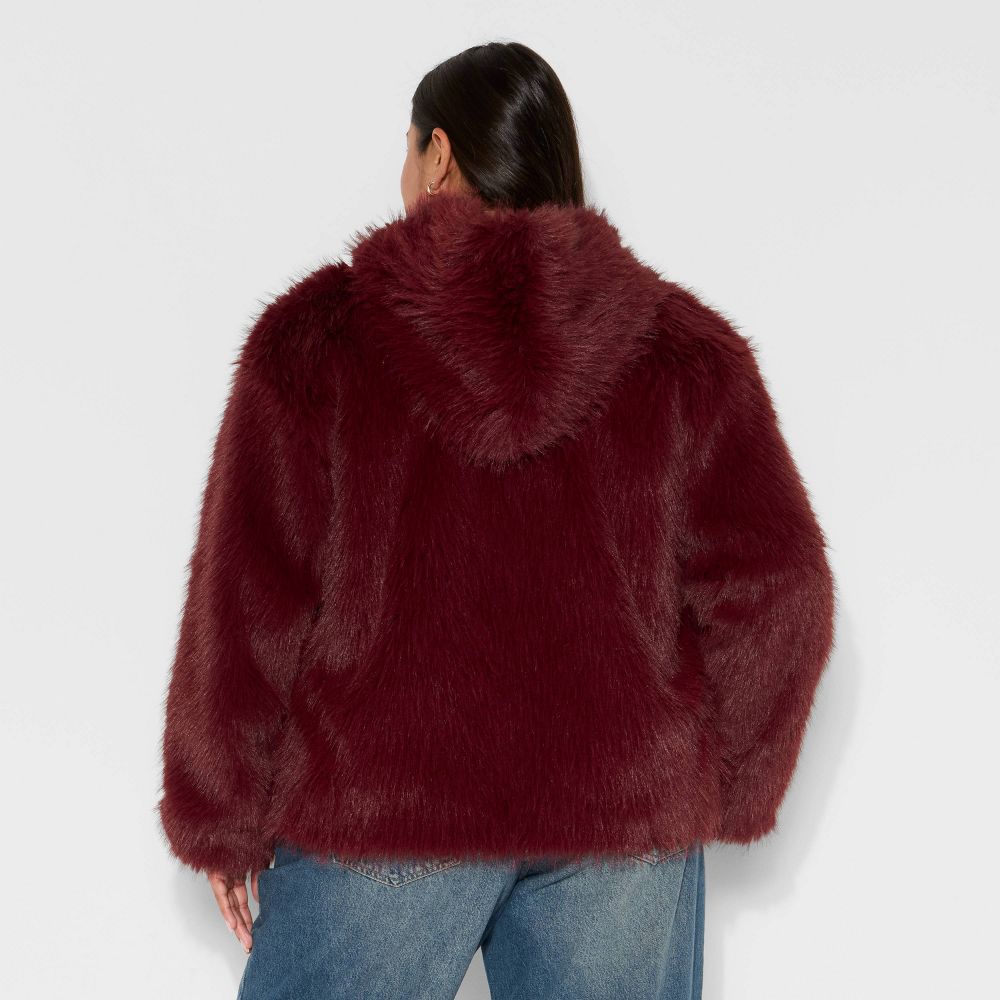 New - Women's Short Faux Fur Jacket - Wild Fable™ Burgundy XXL