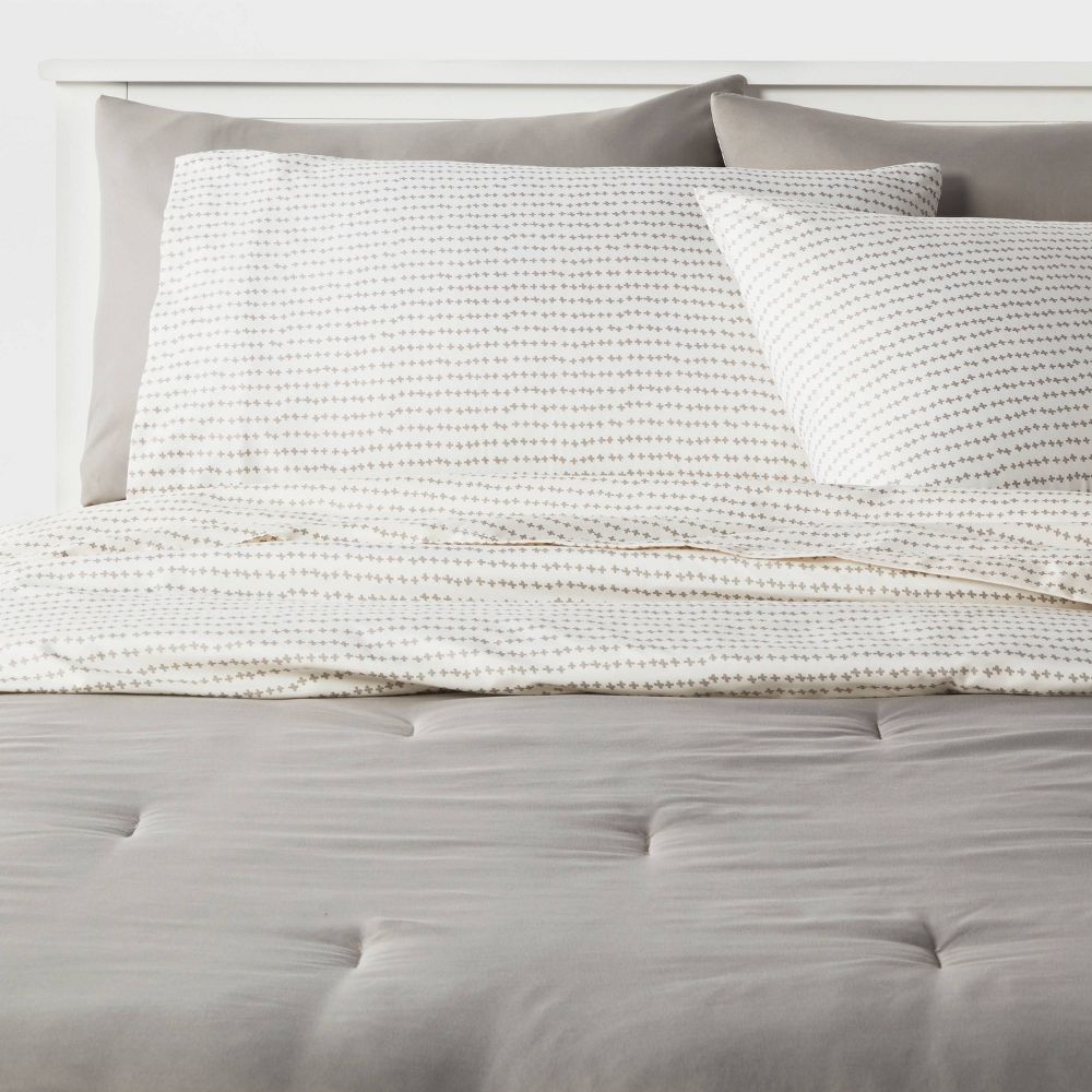 New - 5pc Twin Extra Long Solid Microfiber Comforter & Sheets Set Gray - Room Essentials™: Bed in a Bag, 180 Thread Count