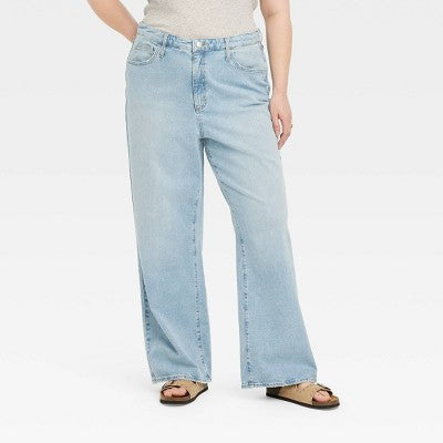 New - Universal Thread Women's High Waisted Wide Leg Cropped High-Rise Jeans, Light Wash Universal ThreadBullseye Deals