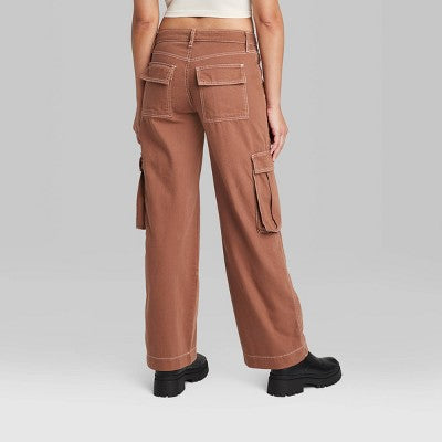New - Women's Mid-Rise Cargo Baggy Wide Leg Utility Jeans - Wild Fable Wild FableBullseye Deals