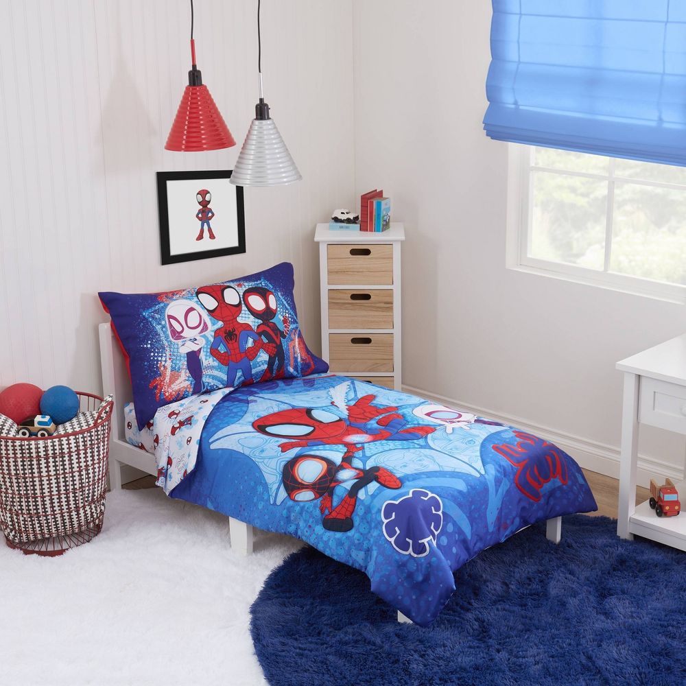 New - 4pc Toddler Spidey and His Amazing Friends Reversible Bed Set