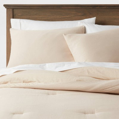 New - Threshold Sateen Comforter Set Quilted Year-Round Comfort ThresholdBullseye Deals