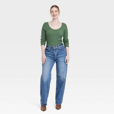 Open Box - Universal Thread Women's Mid-Rise Baggy Jeans Classic 90's Vintage Straight Fit Universal ThreadBullseye Deals