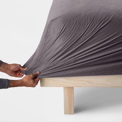 Open Box - Threshold 400 Thread Count Cotton Sateen 4-Piece Sheet Set Luxurious ThresholdBullseye Deals