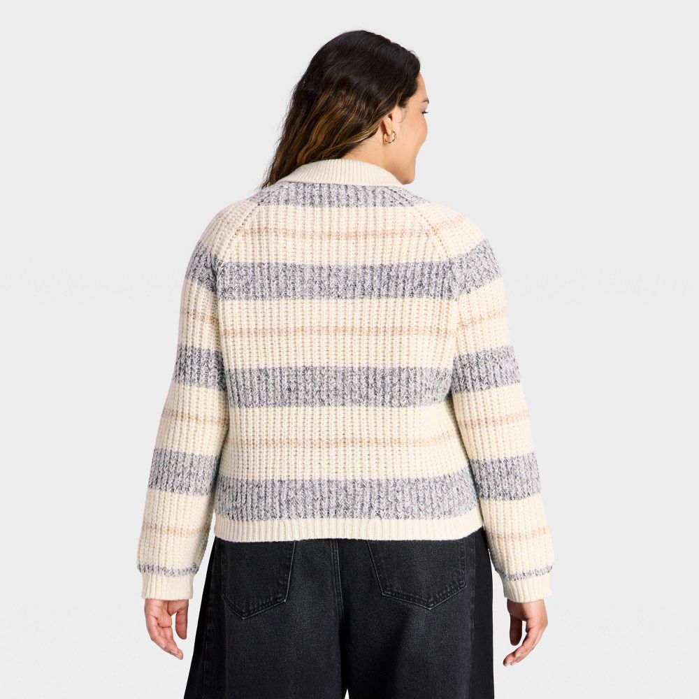 New - Women's Chunky Polo Collar Pullover Sweater - Universal Thread™ White/Navy Striped 1X