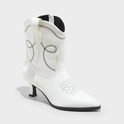 New - Universal Thread Women's Faux Leather Ankle Western Boots Louis Heel Universal ThreadBullseye Deals