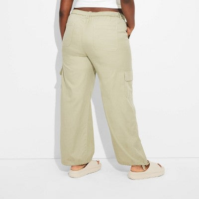 New - Wild Fable Women's Mid Rise Relaxed Fit Full Cargo Pants Midweight Wild FableBullseye Deals