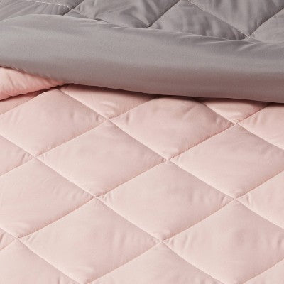 Room Essentials 5-Piece/Flannel Comforter Set Diamond Quilted Room EssentialsBullseye Deals