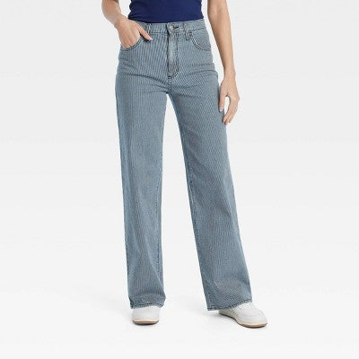 Universal Thread Women's High Waisted Wide Leg Cropped High-Rise Jeans Universal ThreadBullseye Deals