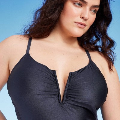 New - Shade & Shore Women's V-Wire Plunge One Piece Swimsuit Shirred Bathing Suit Shade & ShoreBullseye Deals