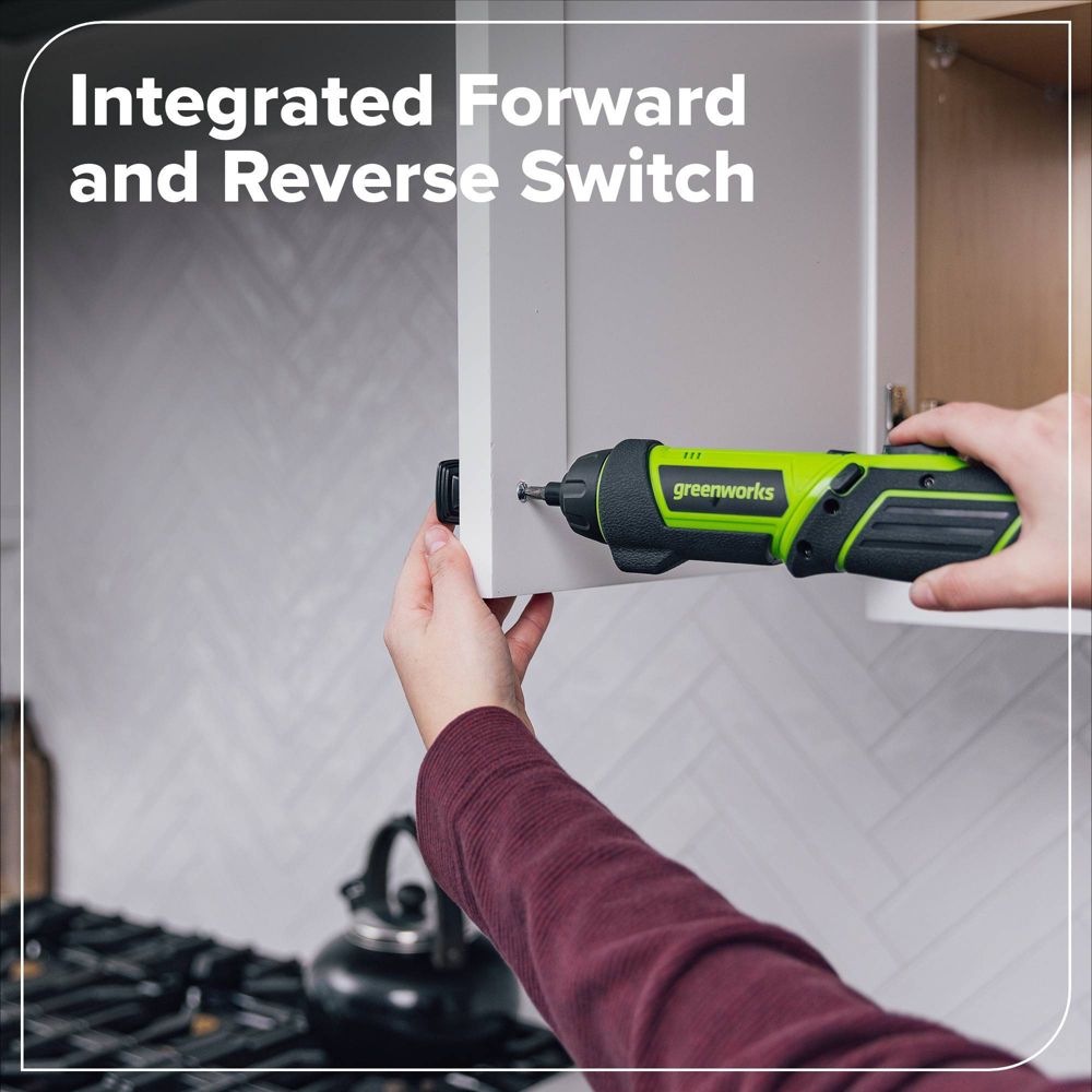 New - Greenworks 8V Screwdriver with 2 bits