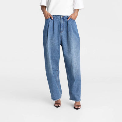 New - KBB by KAHLANA Women's High-Rise Barrel Leg 'The Devin Jean' - Medium Wash 12