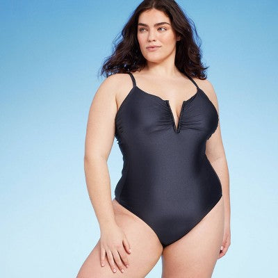 New - Shade & Shore Women's V-Wire Plunge One Piece Swimsuit Shirred Bathing Suit Shade & ShoreBullseye Deals