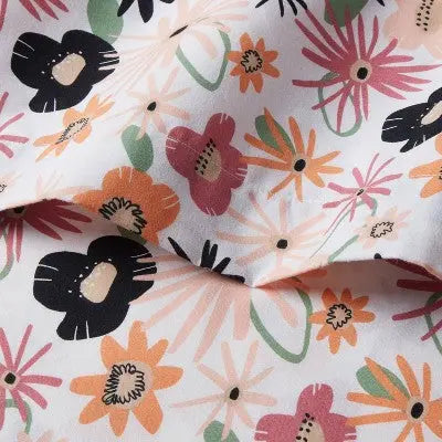 New - Easy Care Printed Pattern Sheet Set - Room Essentials Room EssentialsBullseye Deals
