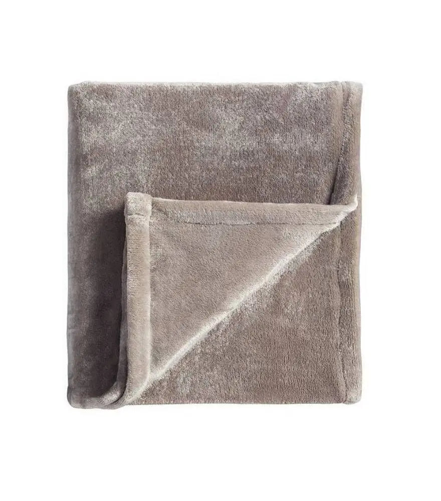 New - Room Essentials 5-Piece Comforter Set Geo Fringe Geometric Room EssentialsBullseye Deals